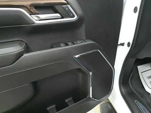 Used 2024 Chevrolet Silverado 1500 RST w/ Protection Package AWD/4WD image 14