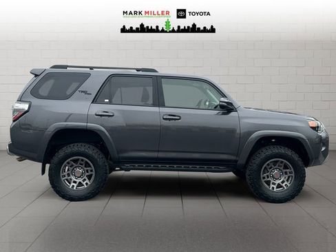 Used 2019 Toyota 4Runner TRD Off-Road Premium image 6
