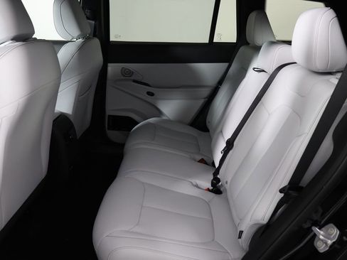 New 2026 Jeep Cherokee Limited image 17