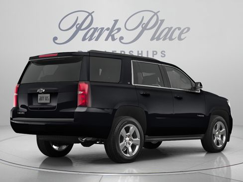 Used 2020 Chevrolet Tahoe LT w/ Texas Edition Package RWD image 3