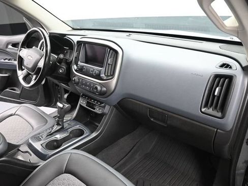 Used 2020 Chevrolet Colorado Z71 AWD/4WD image 23