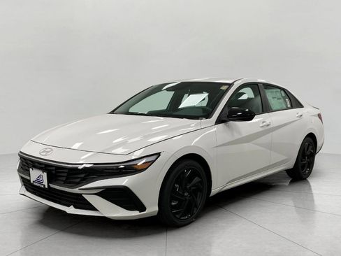 New 2026 Hyundai Elantra Sport FWD image 8