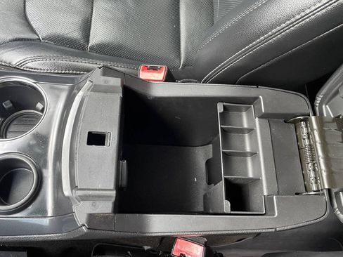 Used 2018 Ford Explorer Limited FWD image 7