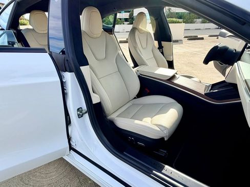 Used 2022 Tesla Model S Standard Range AWD/4WD image 55