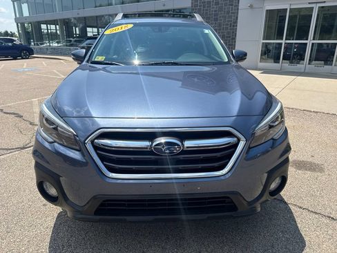 Used 2018 Subaru Outback 3.6R Limited AWD/4WD image 6