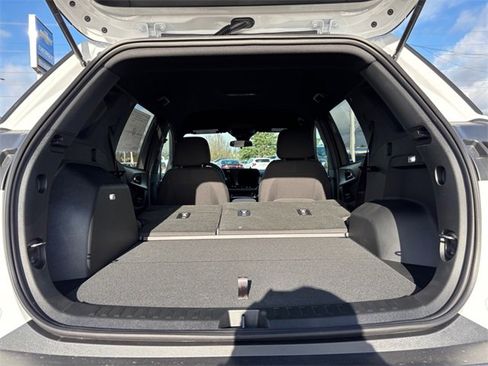 New 2026 Chevrolet Equinox LT image 29