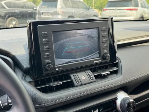 Used 2022 Toyota RAV4 XLE Premium AWD/4WD image 30