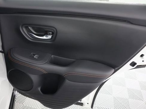 Certified 2025 Honda HR-V Sport image 27