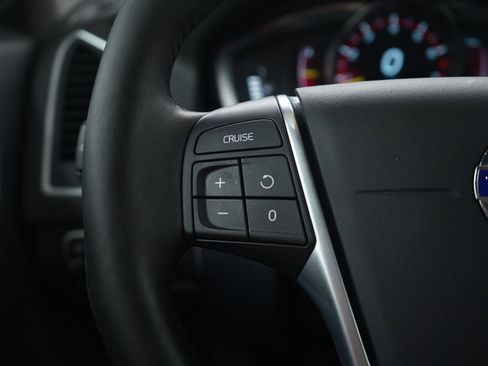 Used 2016 Volvo XC60 T5 Premier w/ Protection Package image 26