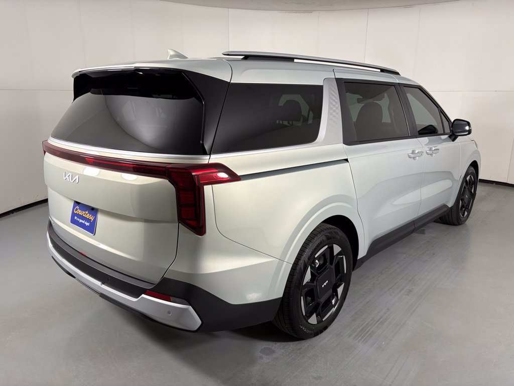 New 2026 Kia Carnival EX FWD image 8
