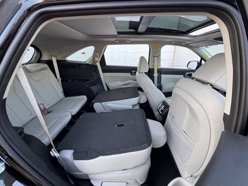 New 2026 Kia Sorento EX AWD/4WD image 10