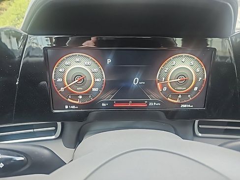 Used 2022 Hyundai Elantra SEL w/ Convenience Package image 5