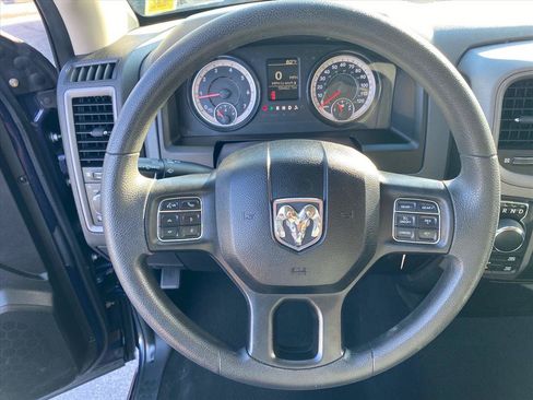 Used 2019 RAM 1500 Express AWD/4WD image 10