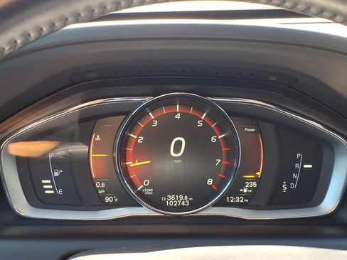 Used 2017 Volvo XC60 T5 Inscription w/ Preferred Option Package AWD/4WD image 17
