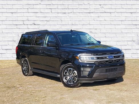 Used 2024 Ford Expedition Max XLT image 1