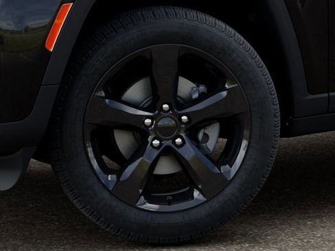 New 2026 Jeep Grand Cherokee L Limited AWD/4WD image 8