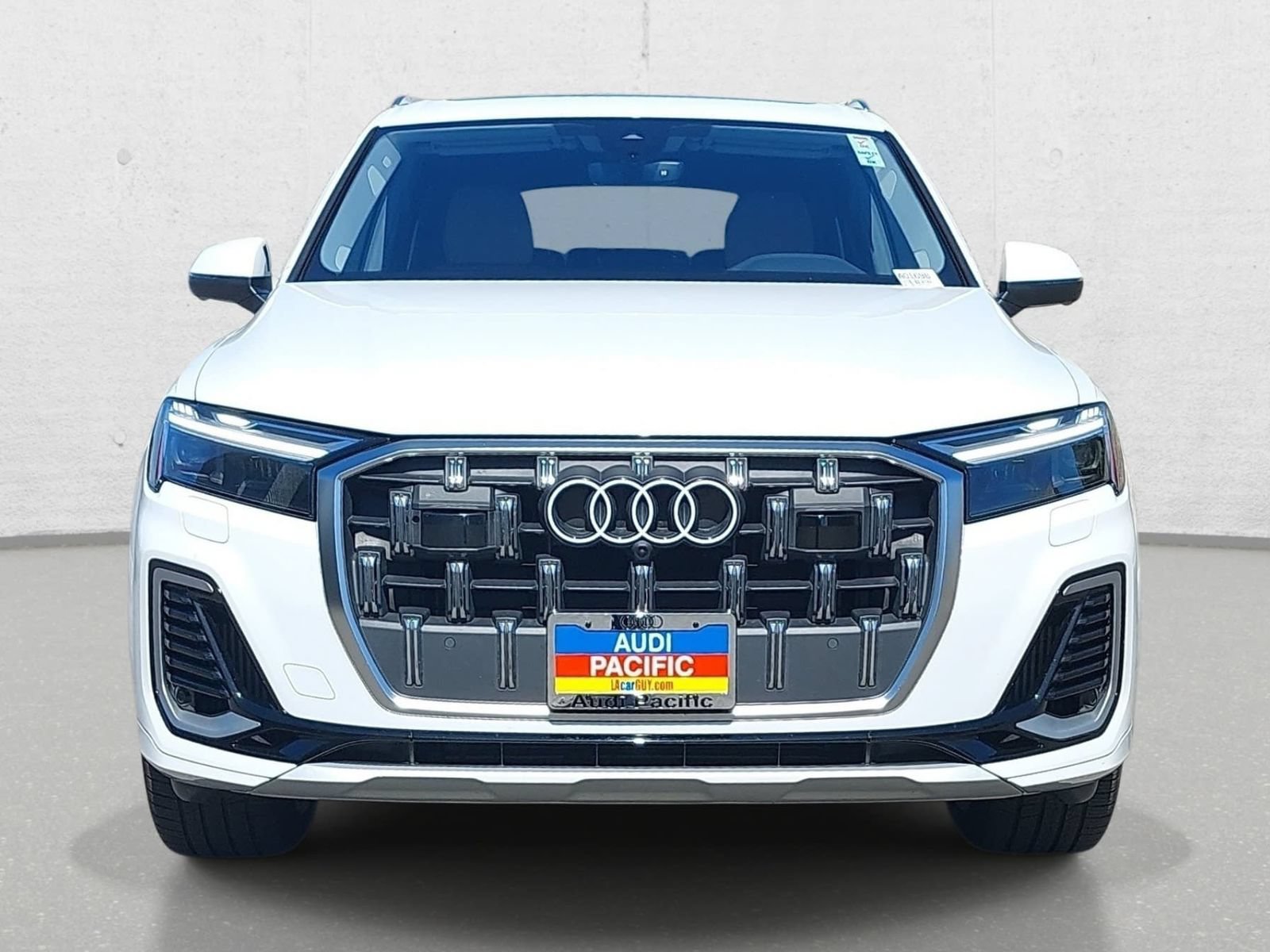 Used 2025 Audi Q7 3.0T Premium Plus AWD/4WD image 2