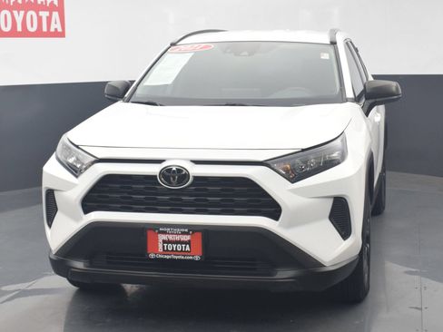 Used 2021 Toyota RAV4 LE FWD image 7