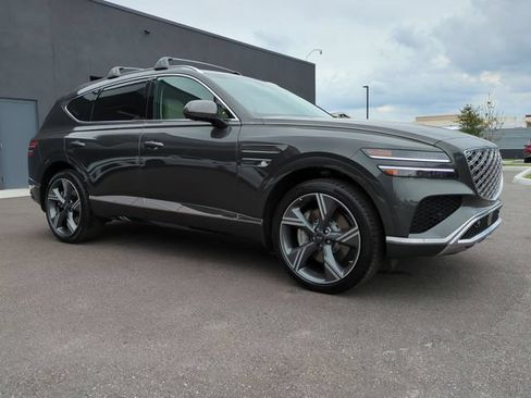 Certified 2025 Genesis GV80 3.5T Prestige AWD/4WD image 2