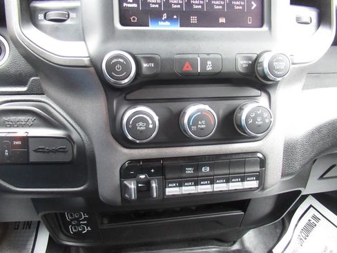 Used 2022 RAM 2500 Tradesman image 18
