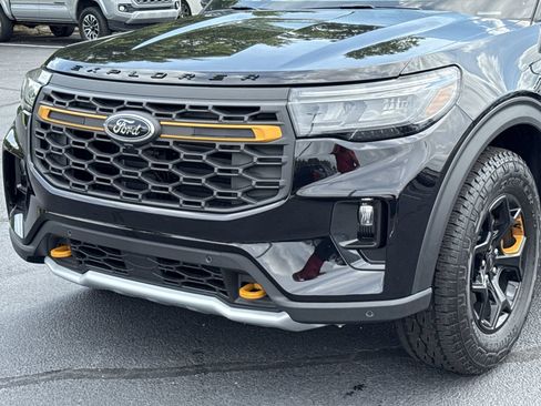 Used 2026 Ford Explorer Tremor w/ Tremor Convenience Package AWD/4WD image 34