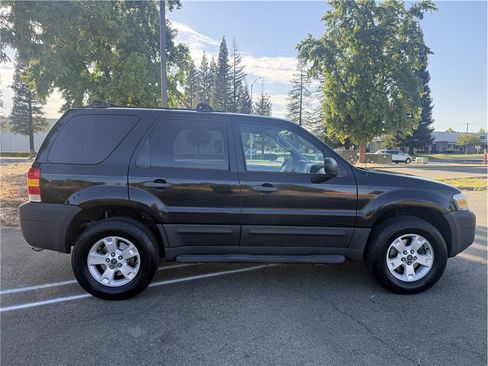 Used 2007 Ford Escape XLT AWD/4WD image 6