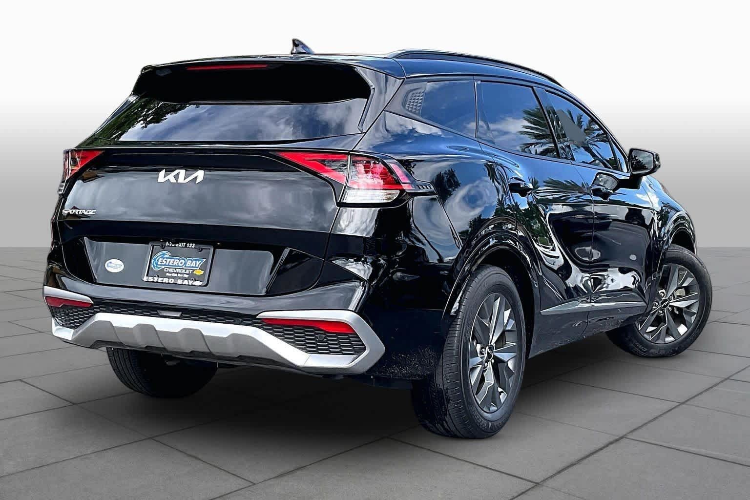 Used 2024 Kia Sportage SX FWD image 13