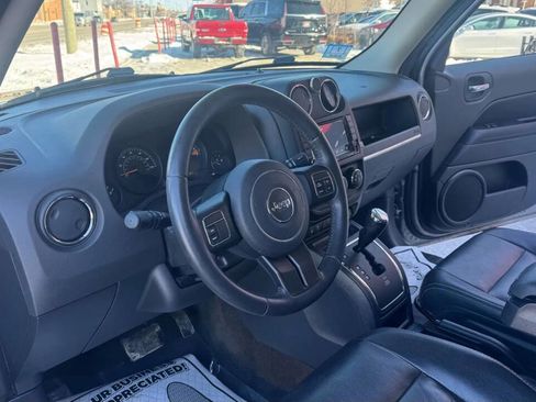 Used 2016 Jeep Patriot High Altitude image 24