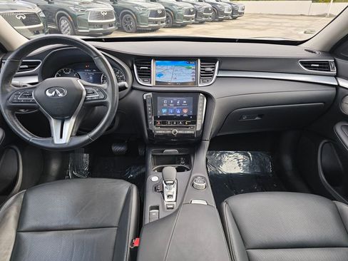 Certified 2019 INFINITI QX50 Essential w/ Premium Heat Package image 21