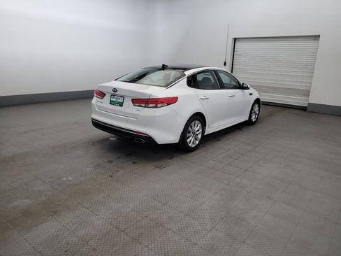 Used 2018 Kia Optima EX w/ Premium Package FWD image 9