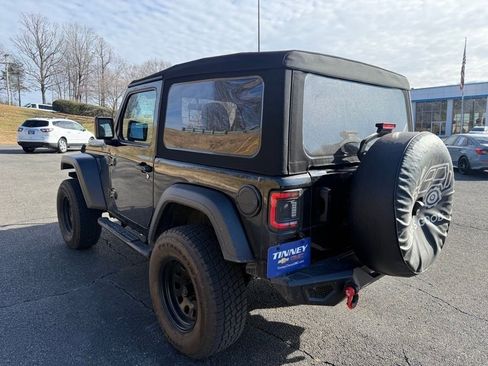 Used 2023 Jeep Wrangler Sport S image 5