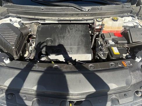 Used 2022 Buick Enclave Essence w/ Experience Buick Package image 6