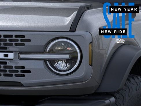 New 2025 Ford Bronco Badlands image 21
