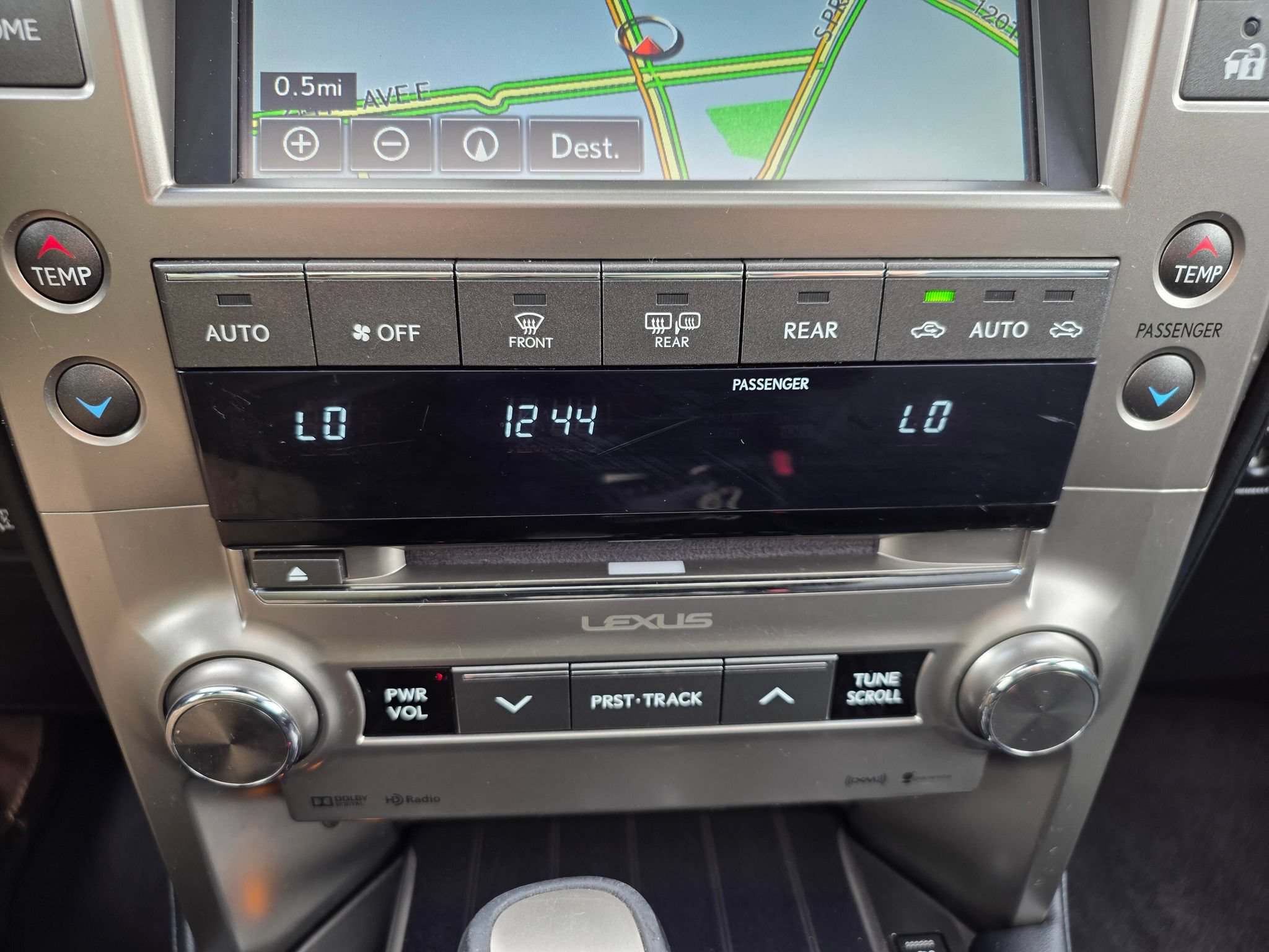Used 2021 Lexus GX 460 Premium w/ Premium Package AWD/4WD image 17