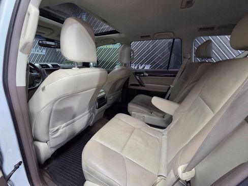 Used 2017 Lexus GX 460 image 31