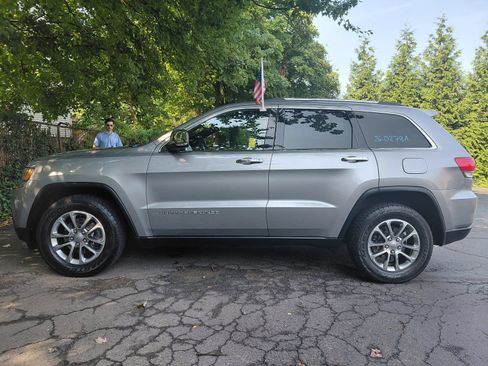 Used 2015 Jeep Grand Cherokee Limited AWD/4WD image 30