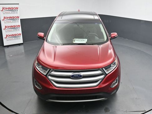Used 2018 Ford Edge Titanium w/ Equipment Group 301A AWD/4WD image 11