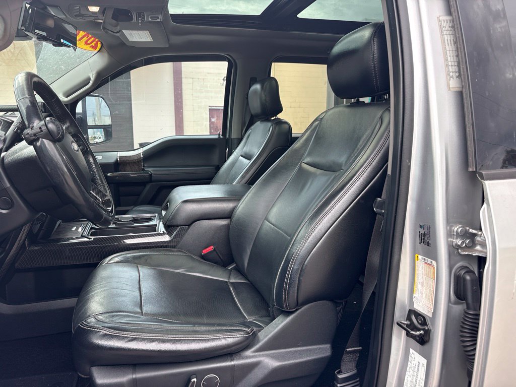 Used 2017 Ford F250 Lariat w/ Lariat Ultimate Package AWD/4WD image 9