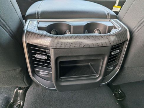 New 2026 RAM 2500 Big Horn AWD/4WD image 27