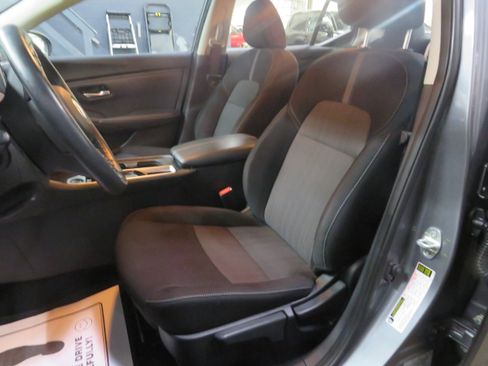 Used 2021 Nissan Sentra SV image 12