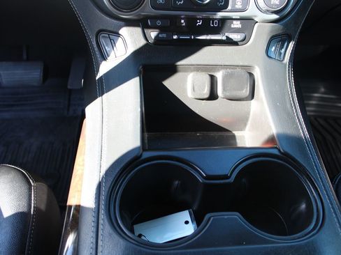Used 2018 Chevrolet Tahoe LT image 29