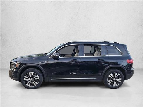 New 2026 Mercedes-Benz GLB 250 image 5