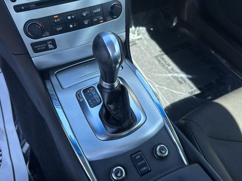 Used 2015 INFINITI Q60 AWD Coupe w/ Premium Package image 23