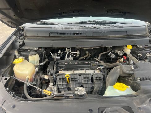 Used 2017 Dodge Journey SE w/ Flexible Seating Group image 13