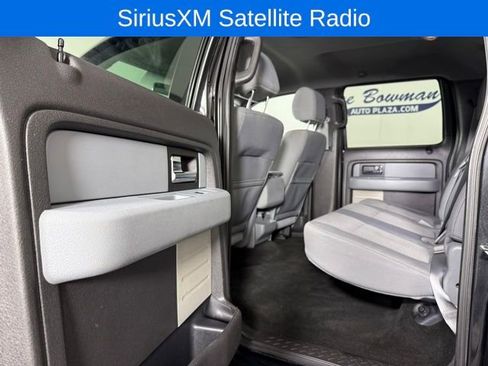 Used 2013 Ford F150 XLT w/ XLT Chrome Pkg image 12