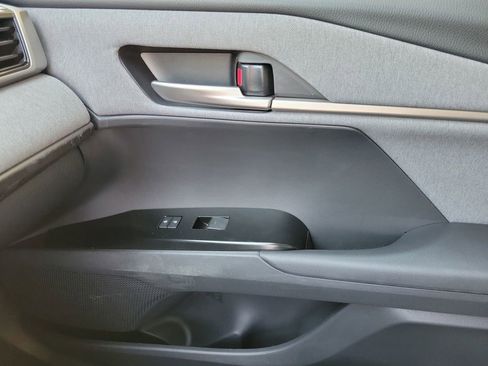 New 2025 Toyota Camry LE w/ Convenience Package image 23