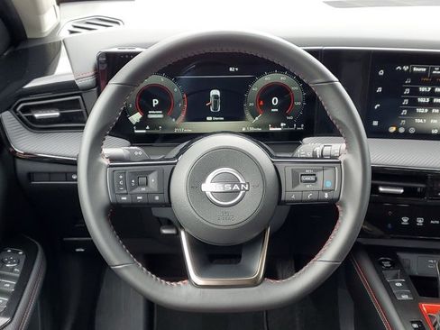 Certified 2026 Nissan Kicks SR FWD image 22