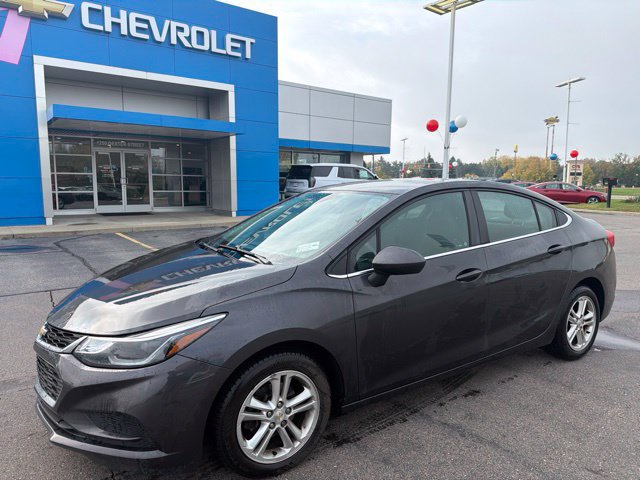 Used 2016 Chevrolet Cruze LT FWD image 1