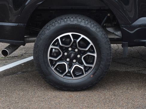 Used 2023 Ford F150 XLT w/ Equipment Group 302A High image 28