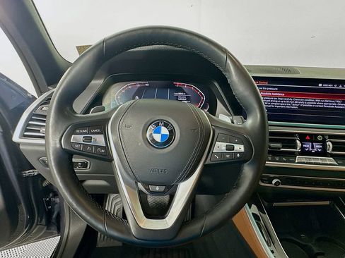 Used 2019 BMW X5 xDrive40i w/ Luxury Seating Package image 11